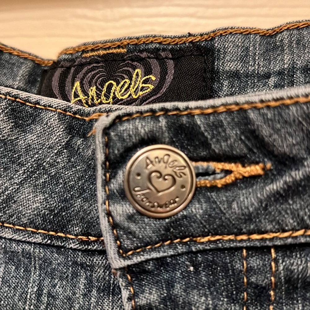 Angels Crop Capri Jeans 20 - Picture 3 of 5
